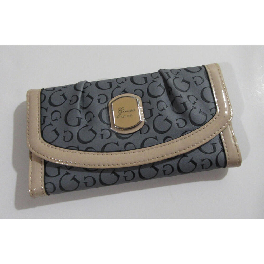 Guess Womens Cologne SLG Trifold Wallet Indigo
